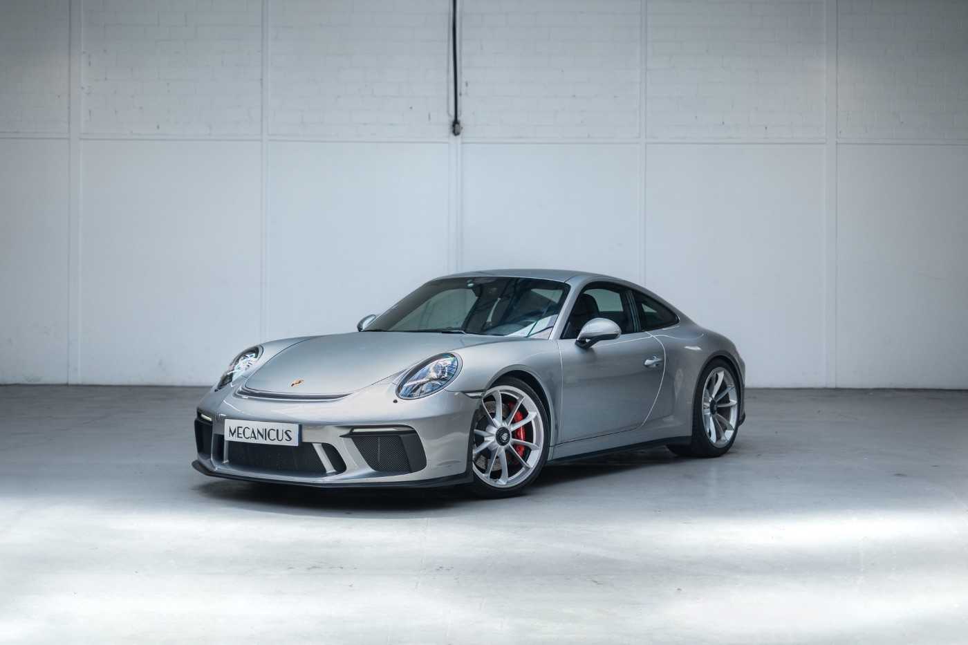 Porsche 991