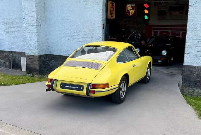 Porsche 911