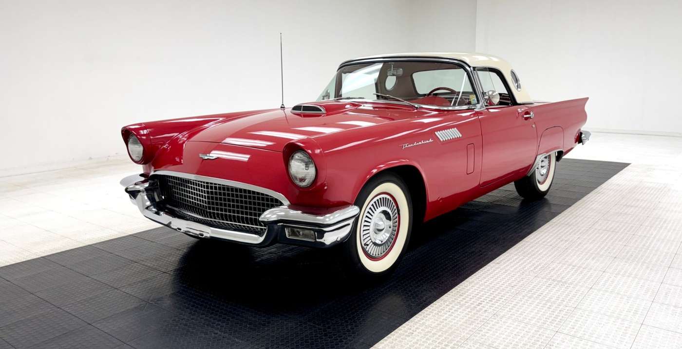 Ford Thunderbird