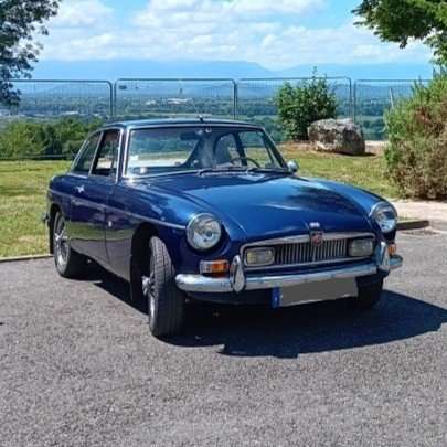 MG B GT