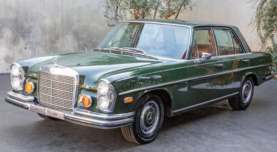 Mercedes-Benz SE