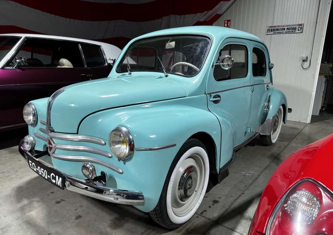 Renault 4 CV