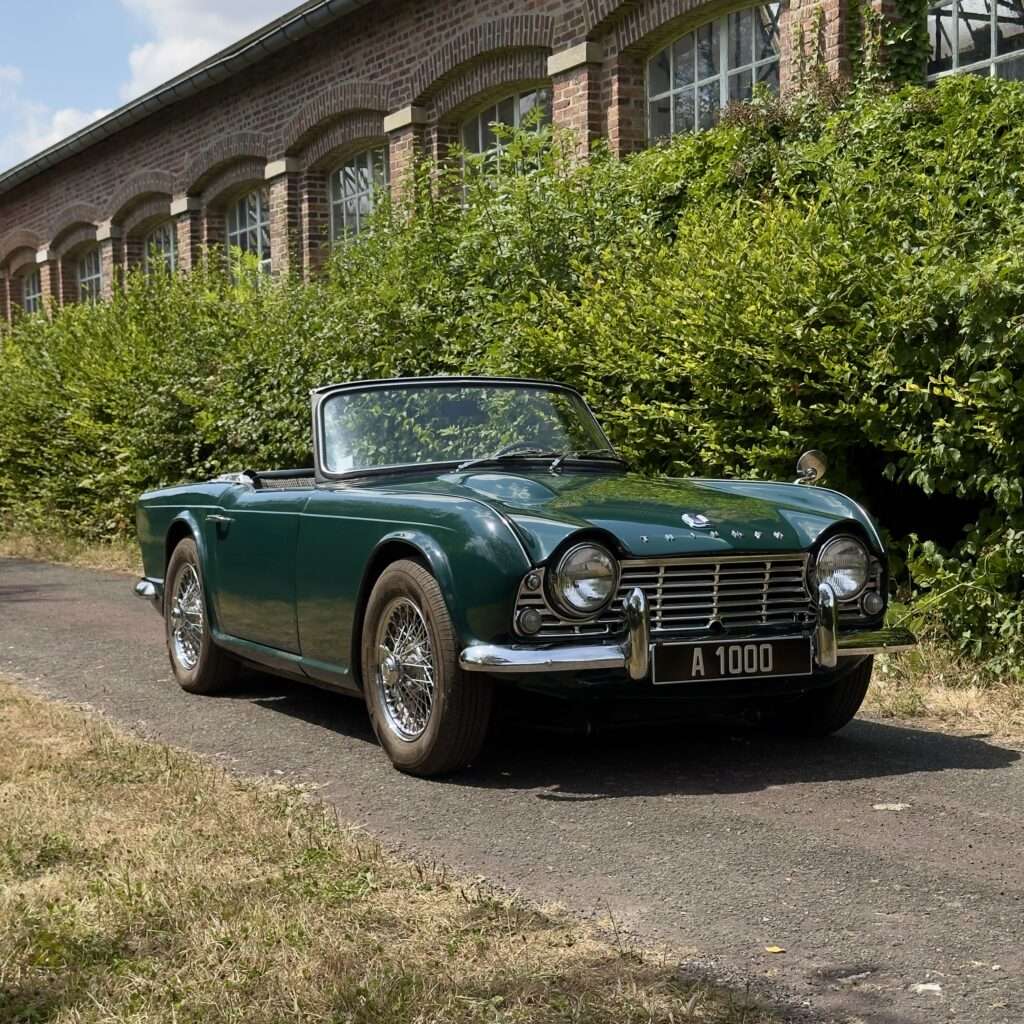 Triumph TR4