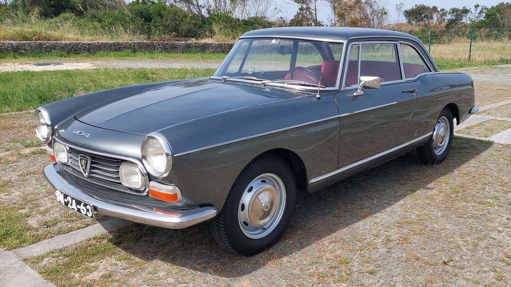 Peugeot 404