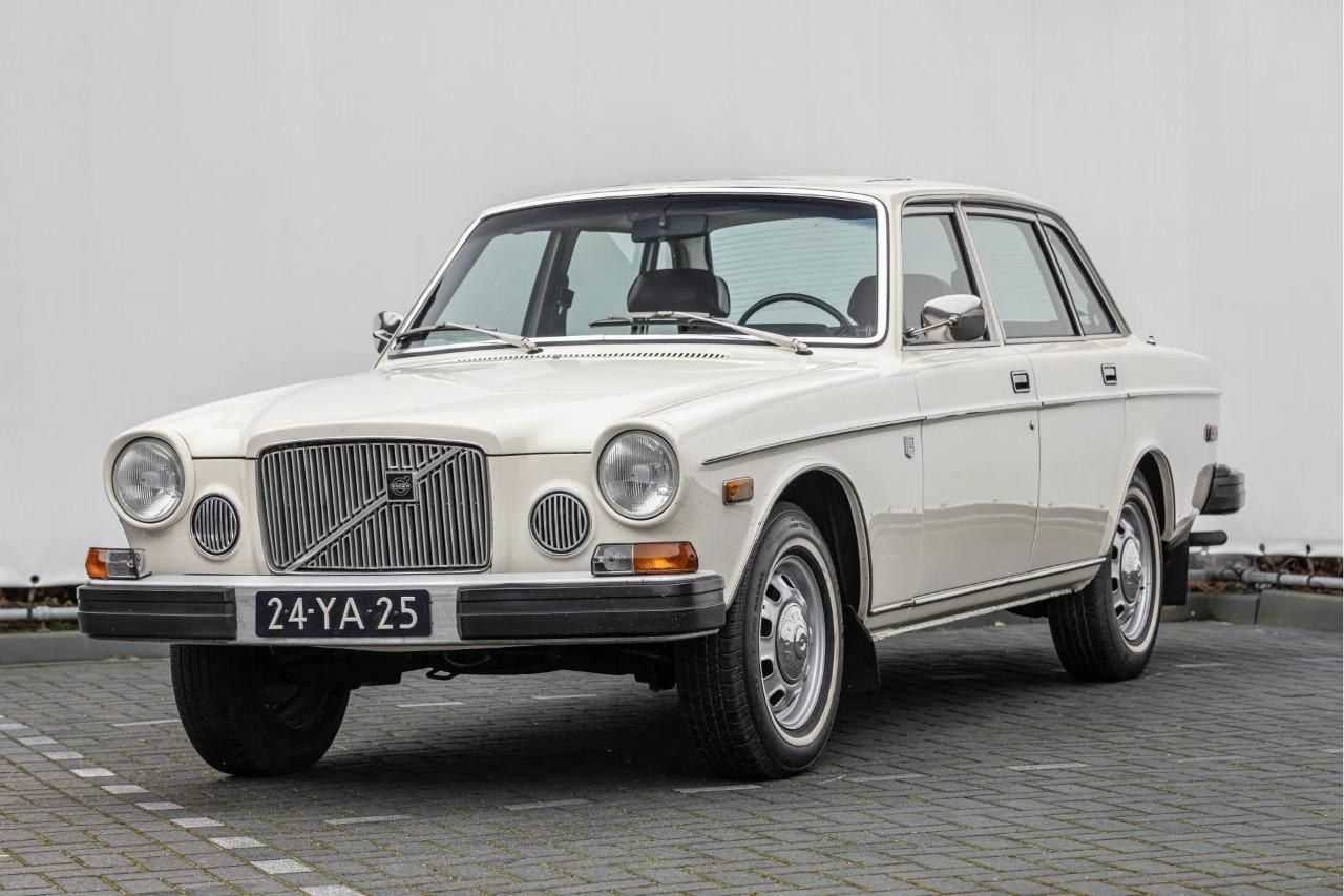 Volvo 164