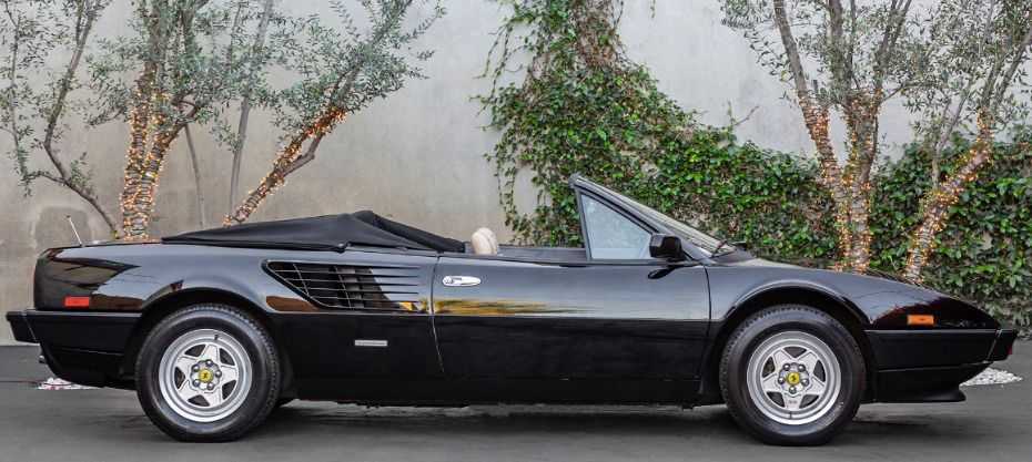 Ferrari Mondial