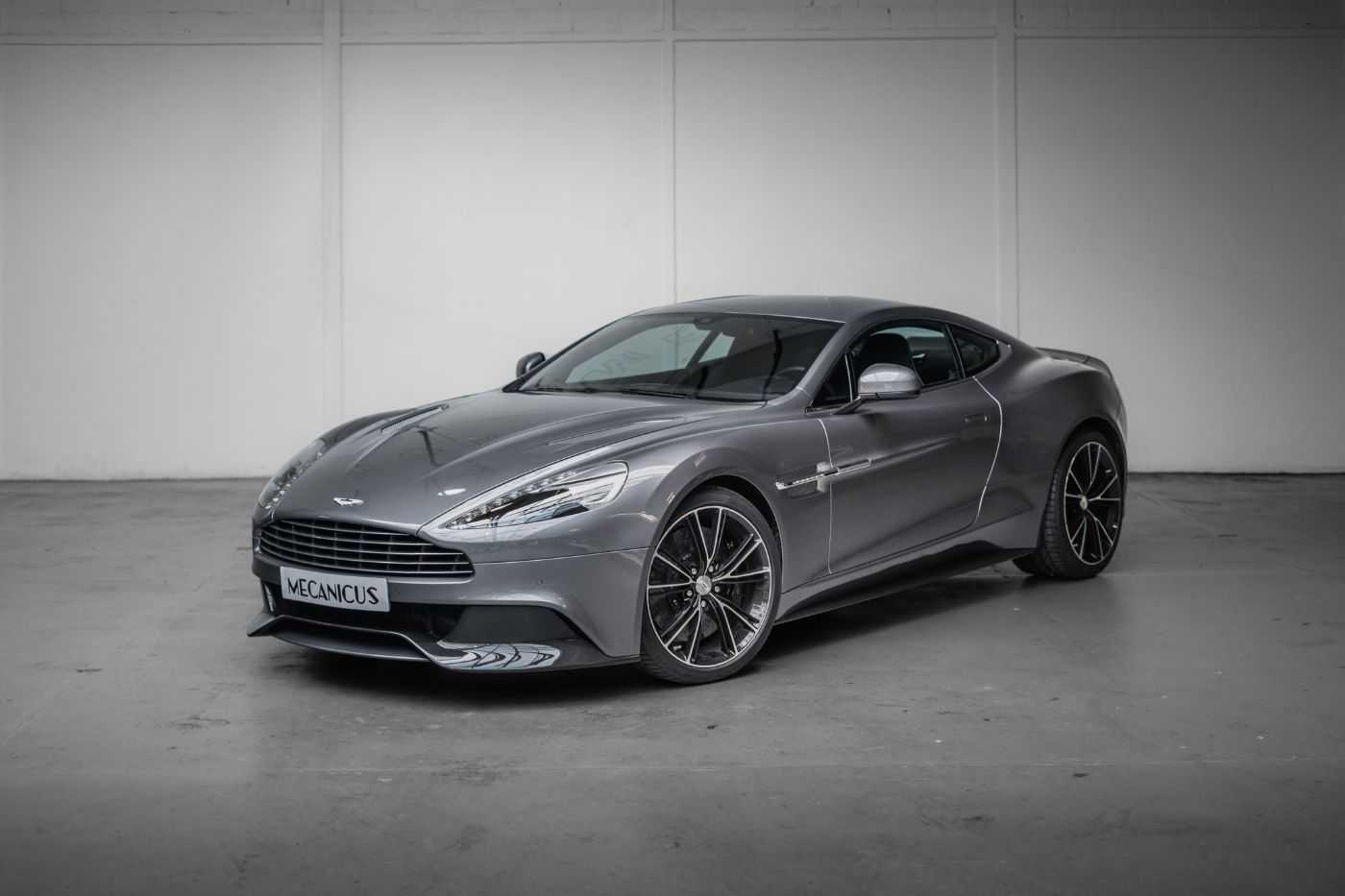 Aston Martin Vanquish