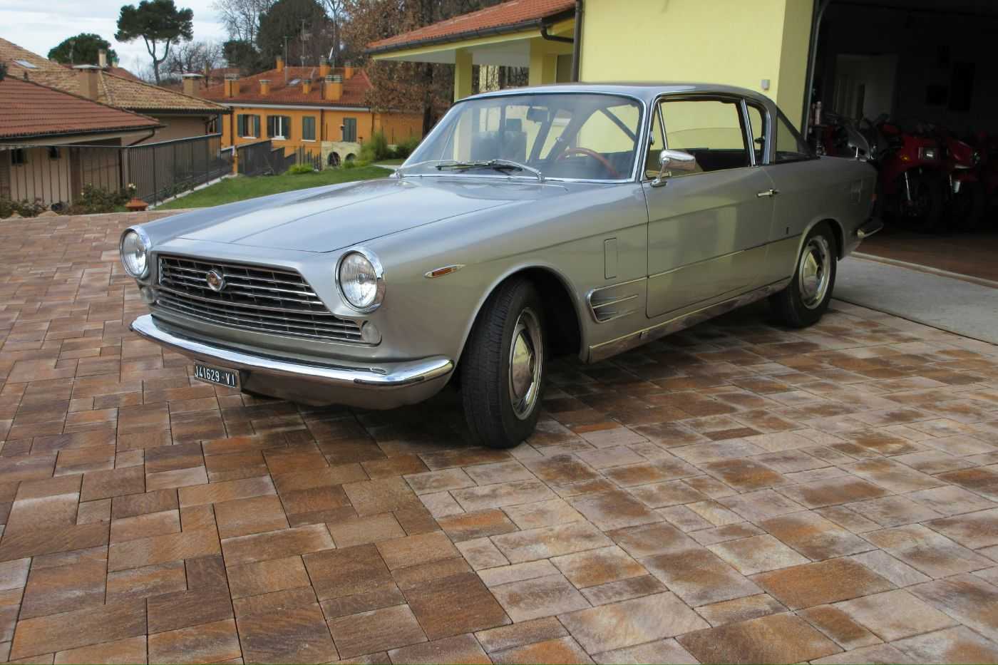 Fiat 2300