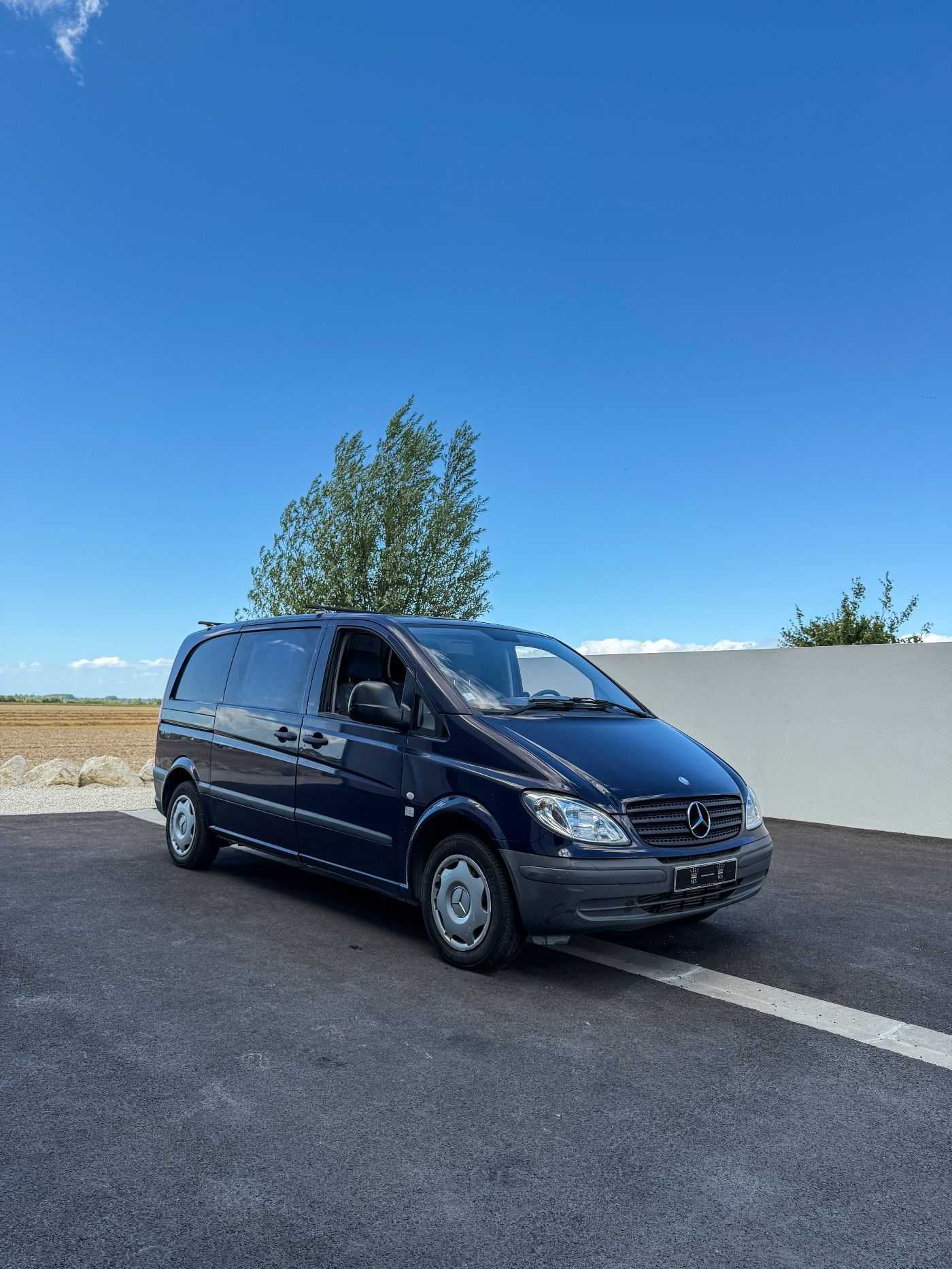 Mercedes-Benz Van