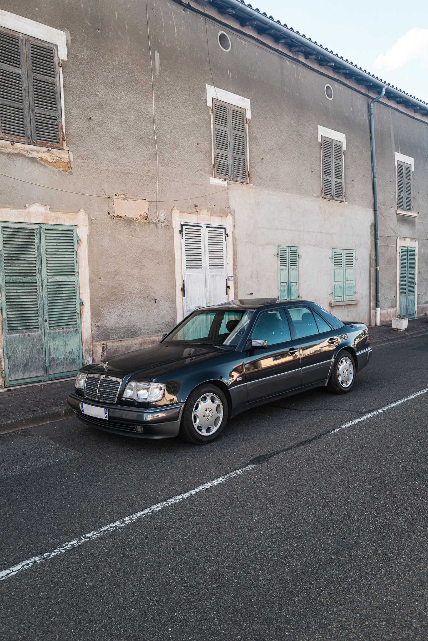 Mercedes-Benz E