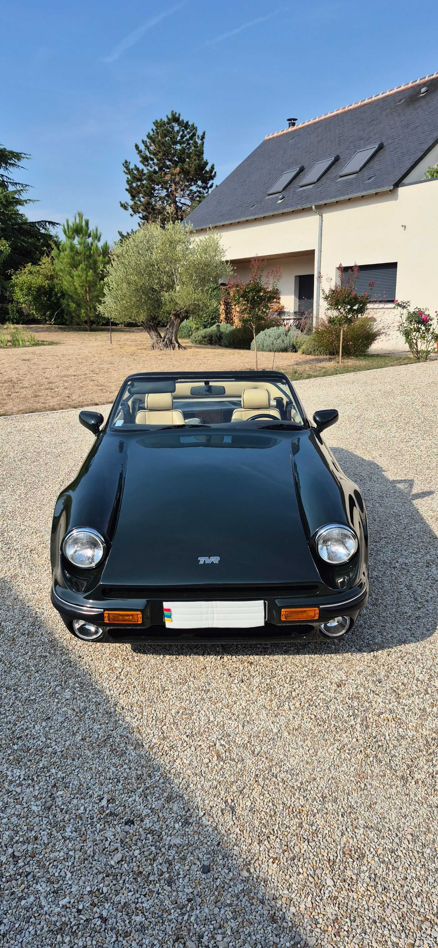 TVR S4