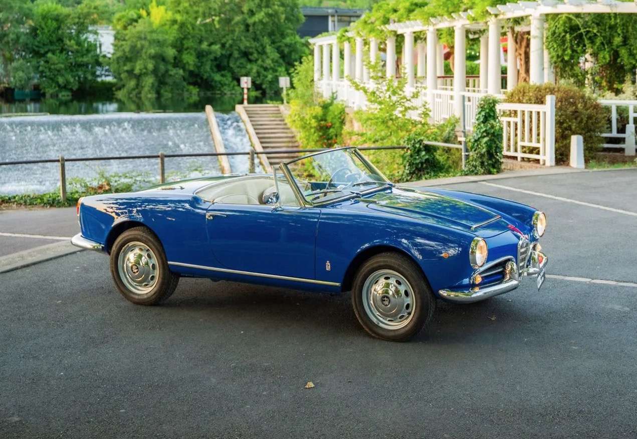 Alfa Roméo Giulia Spider