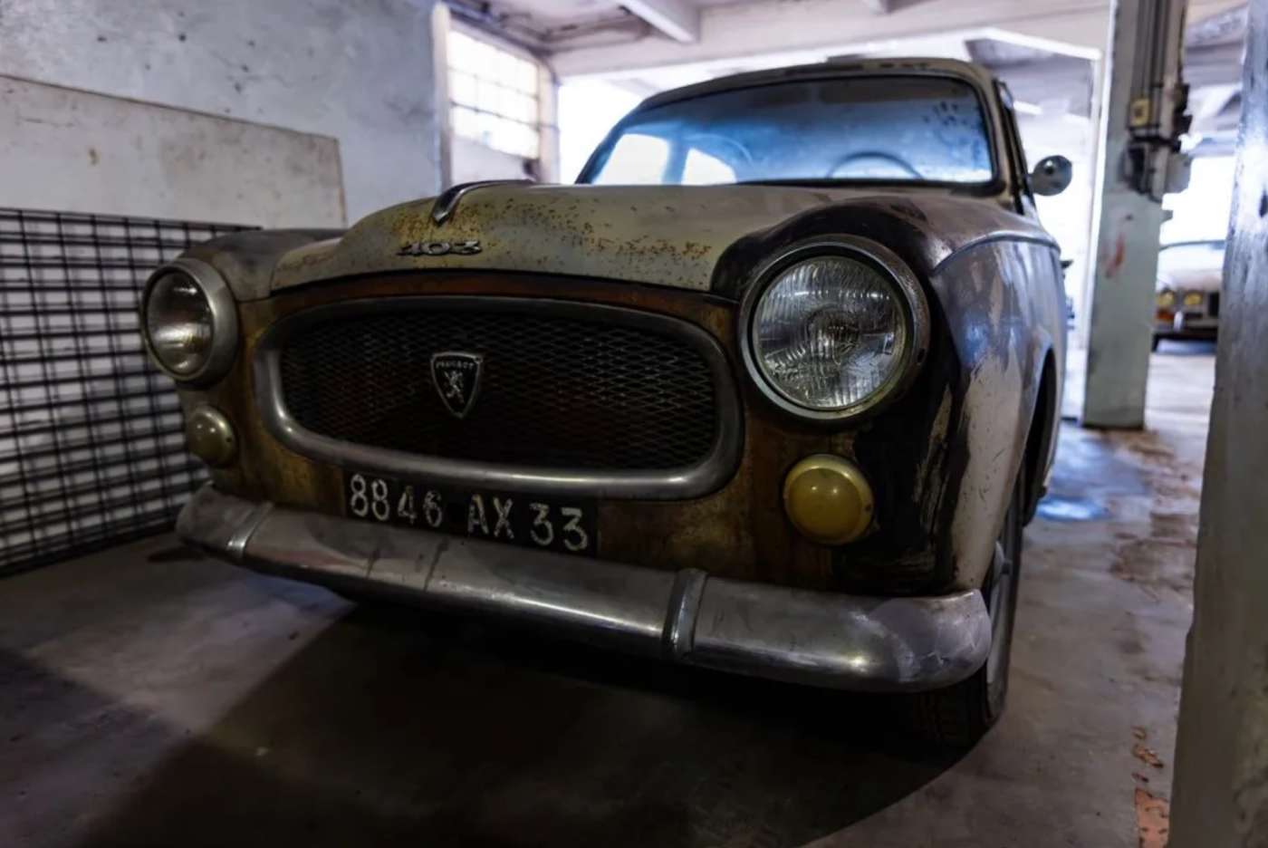 Peugeot 403