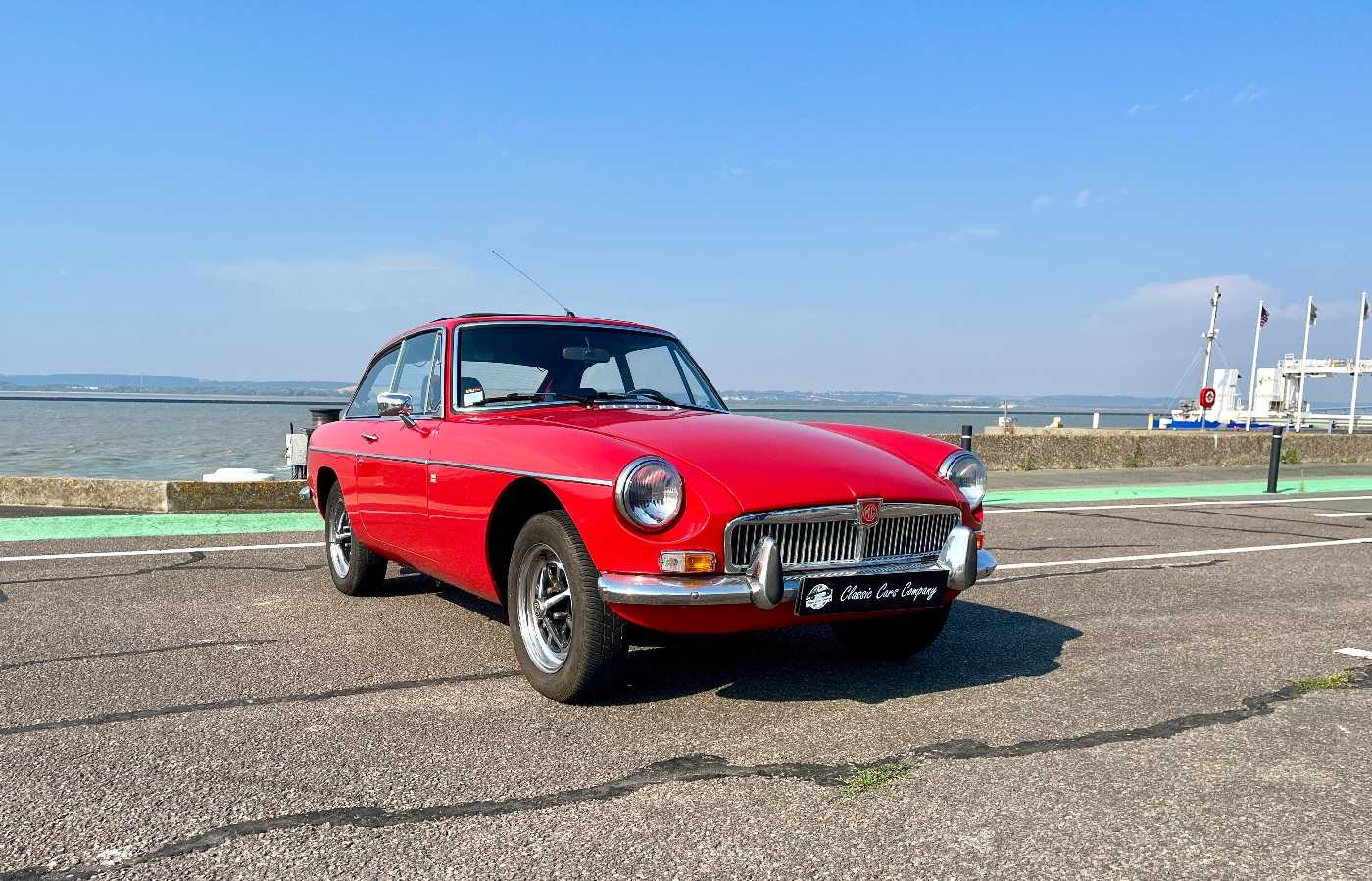 MG B GT