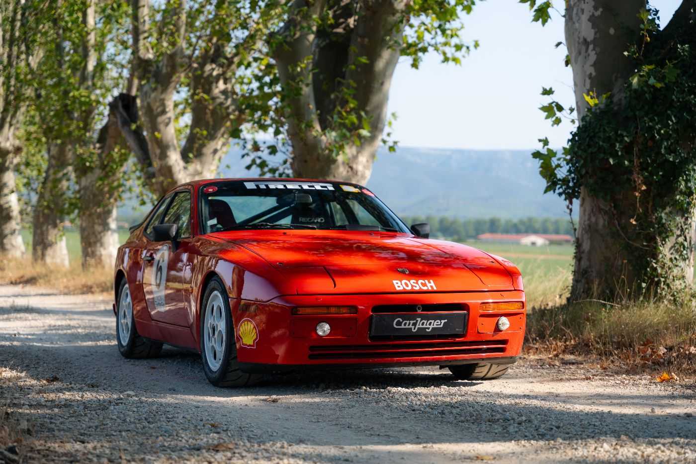 Porsche 944