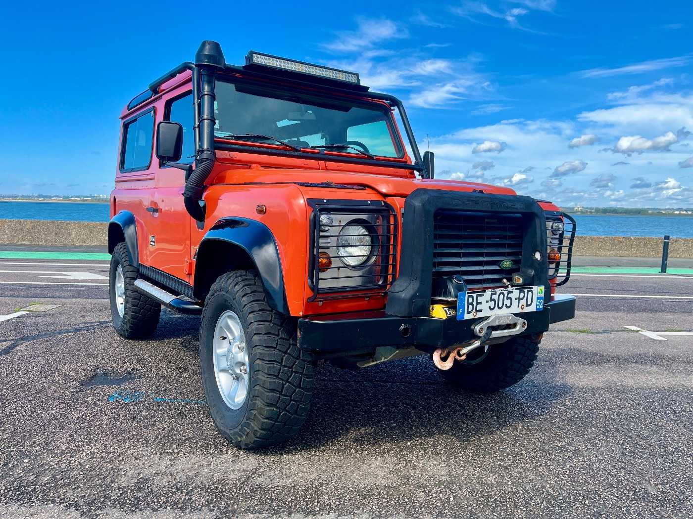 LandRover Defender