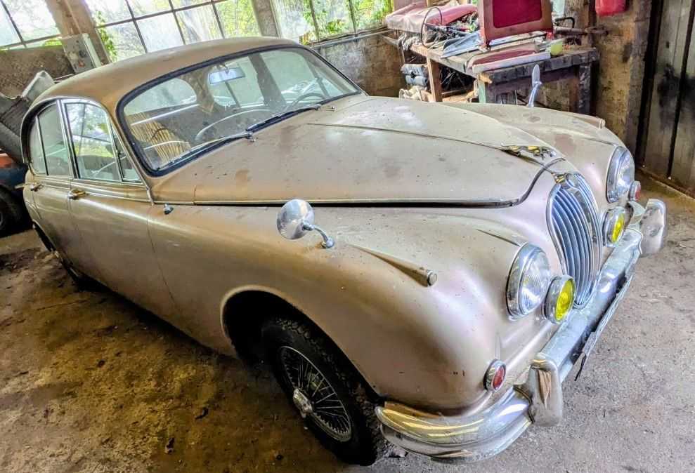 Jaguar MK 2