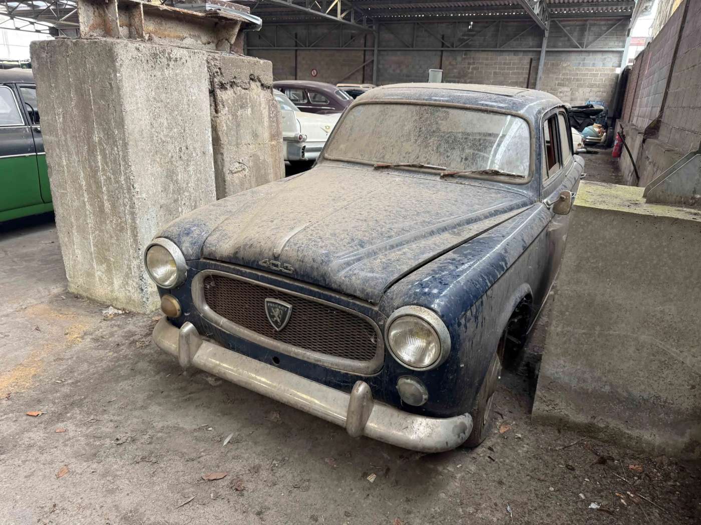 Peugeot 403