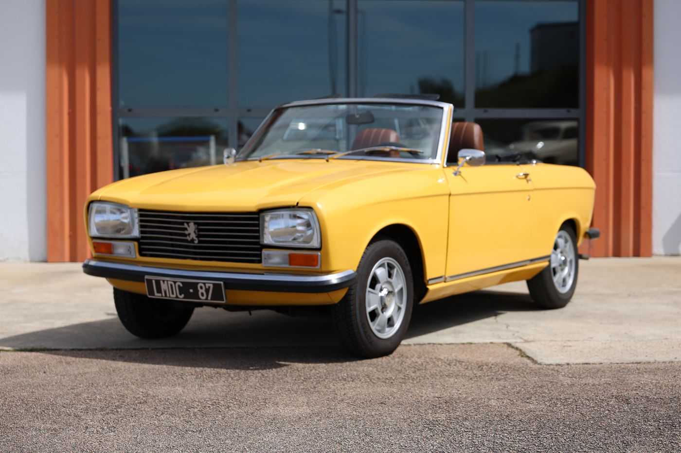 Peugeot 304