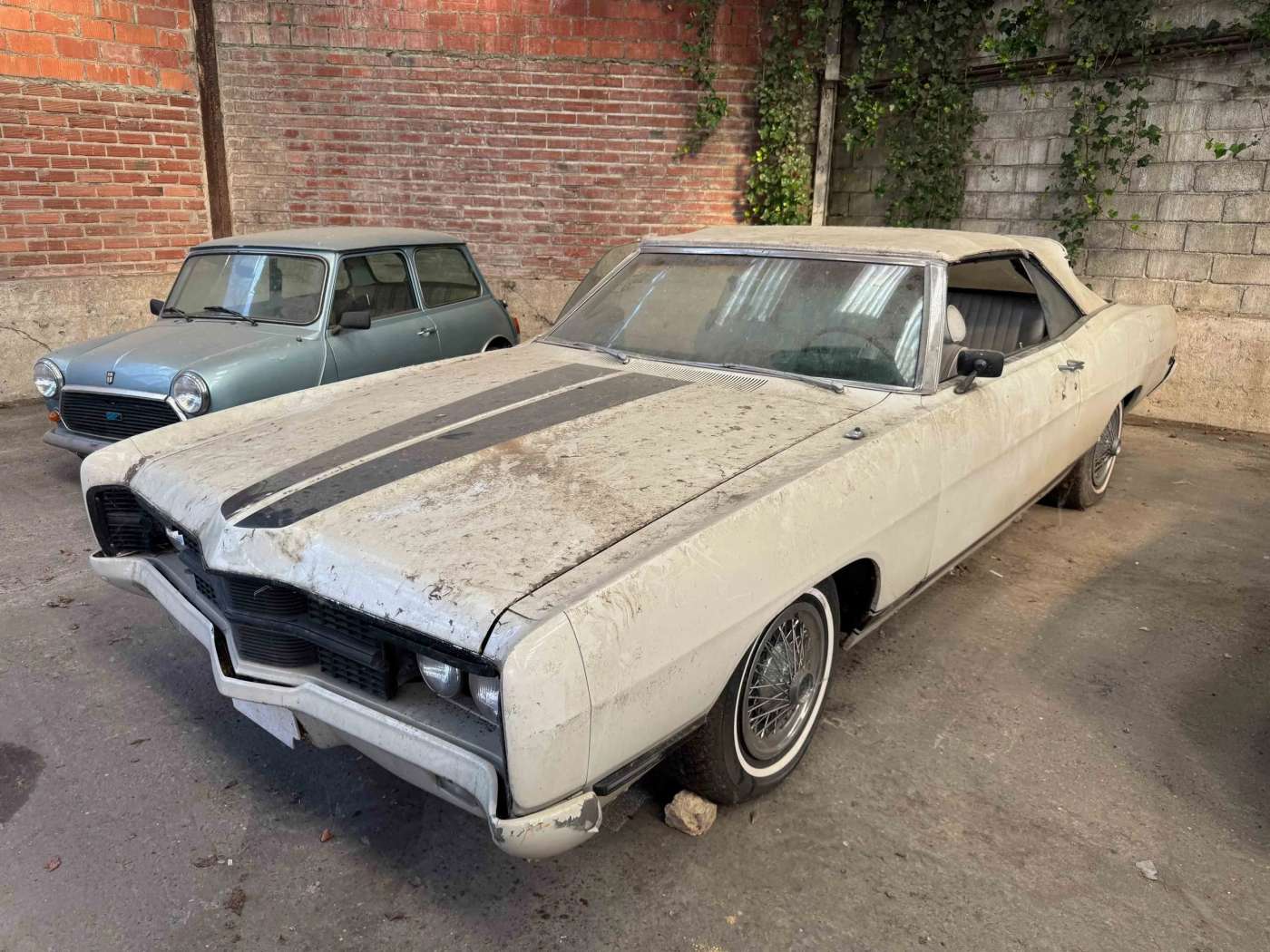 Ford XL