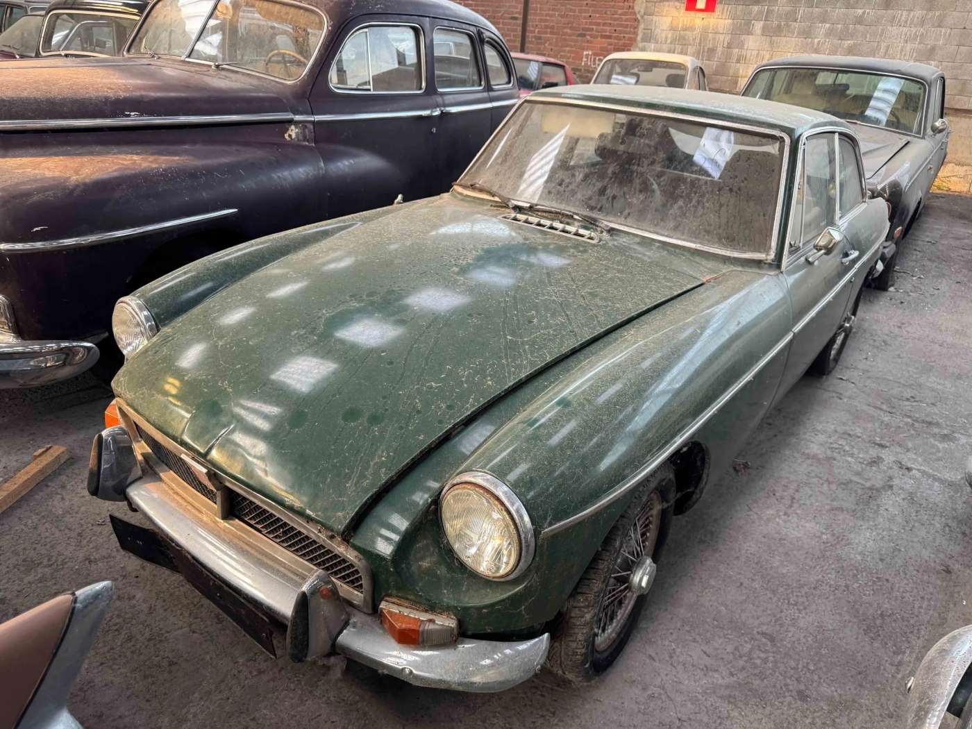 MG B GT