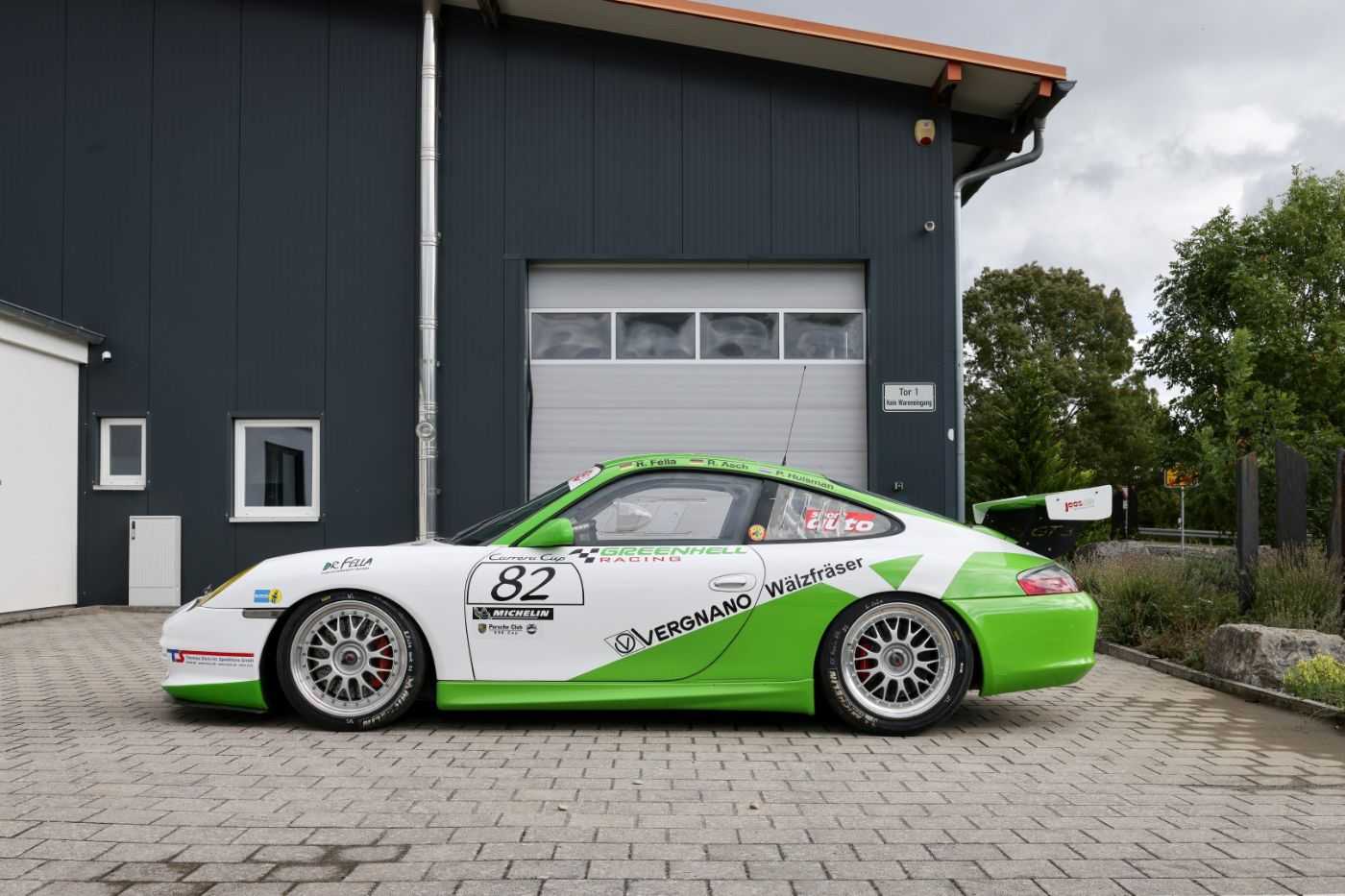 Porsche 996