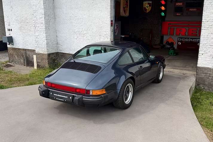 Porsche 911