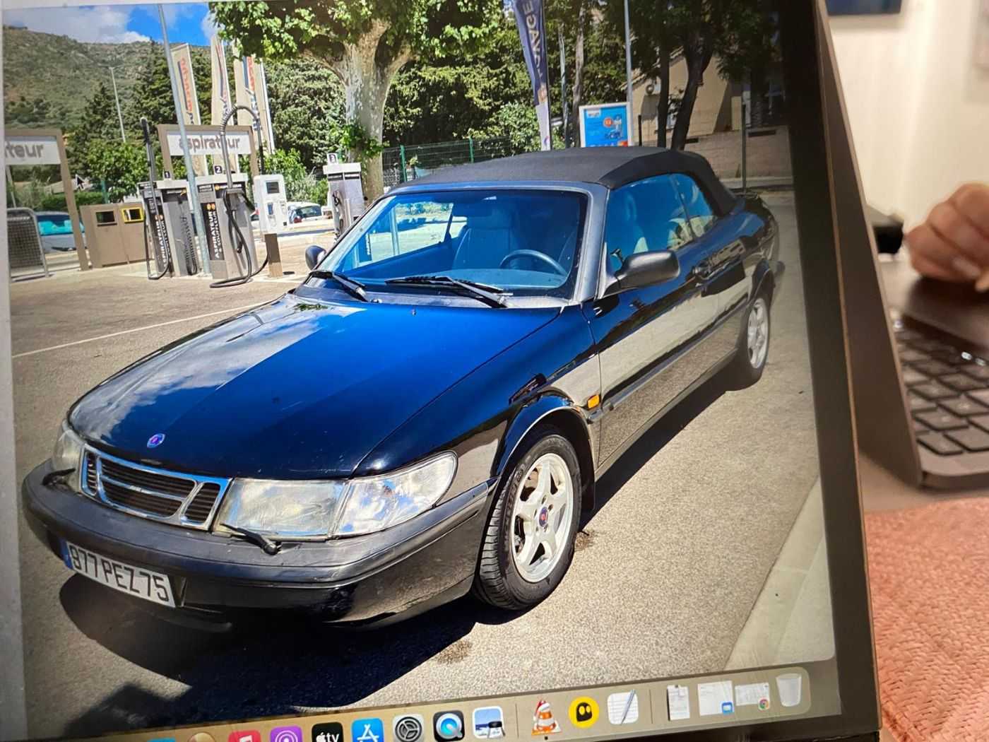 Saab 900