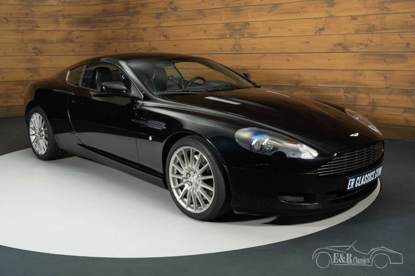 Aston Martin DB