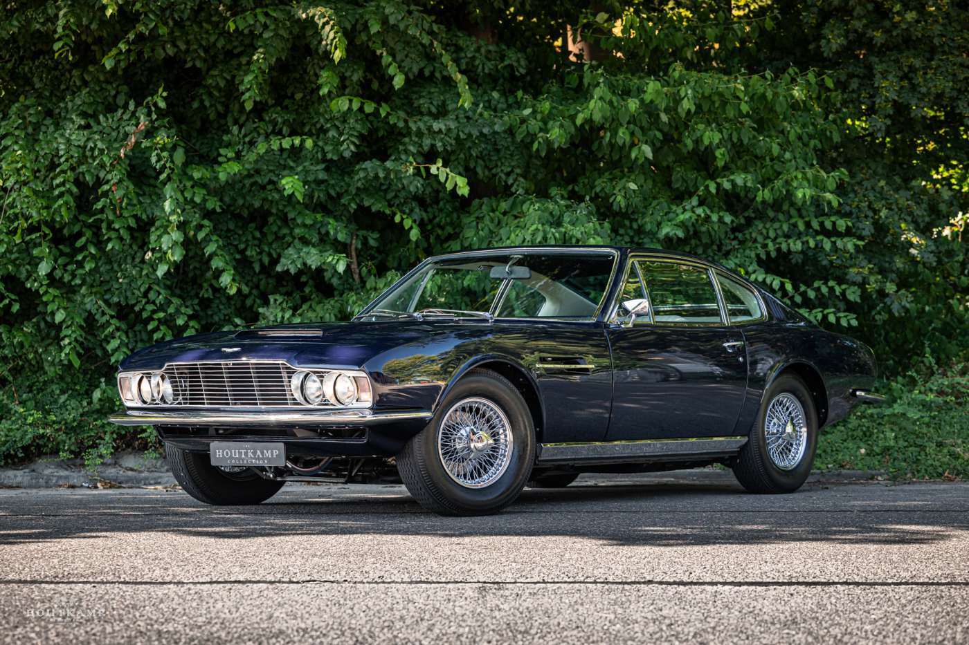 Aston Martin DB