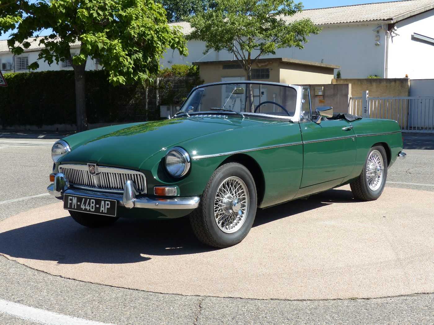 MG B