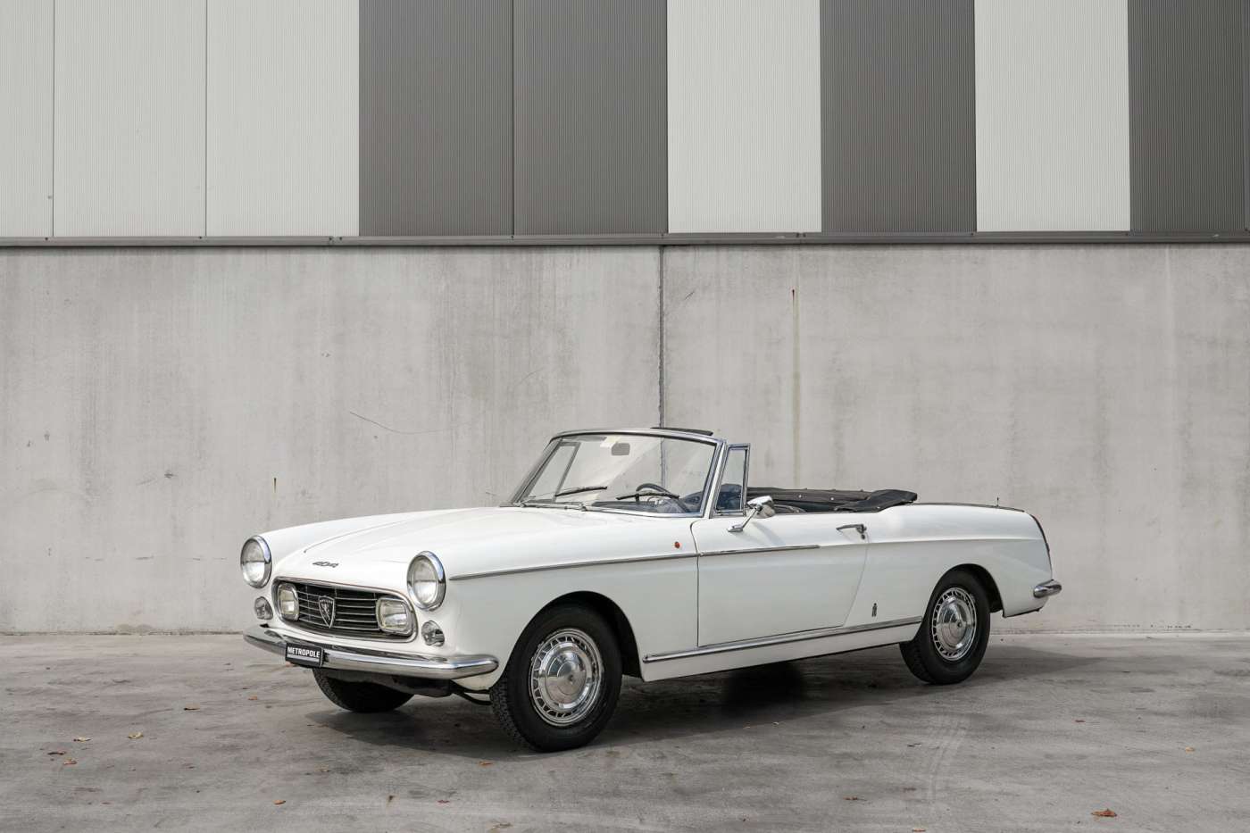 Peugeot 404
