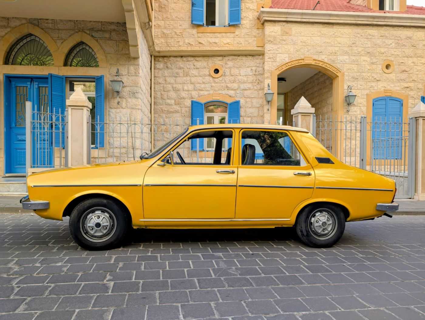 Renault 12