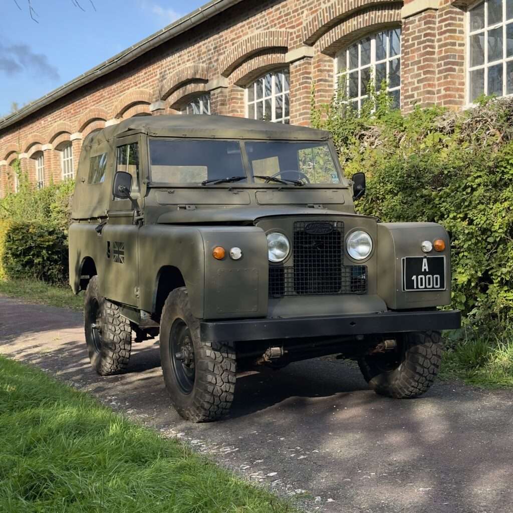 LandRover 88