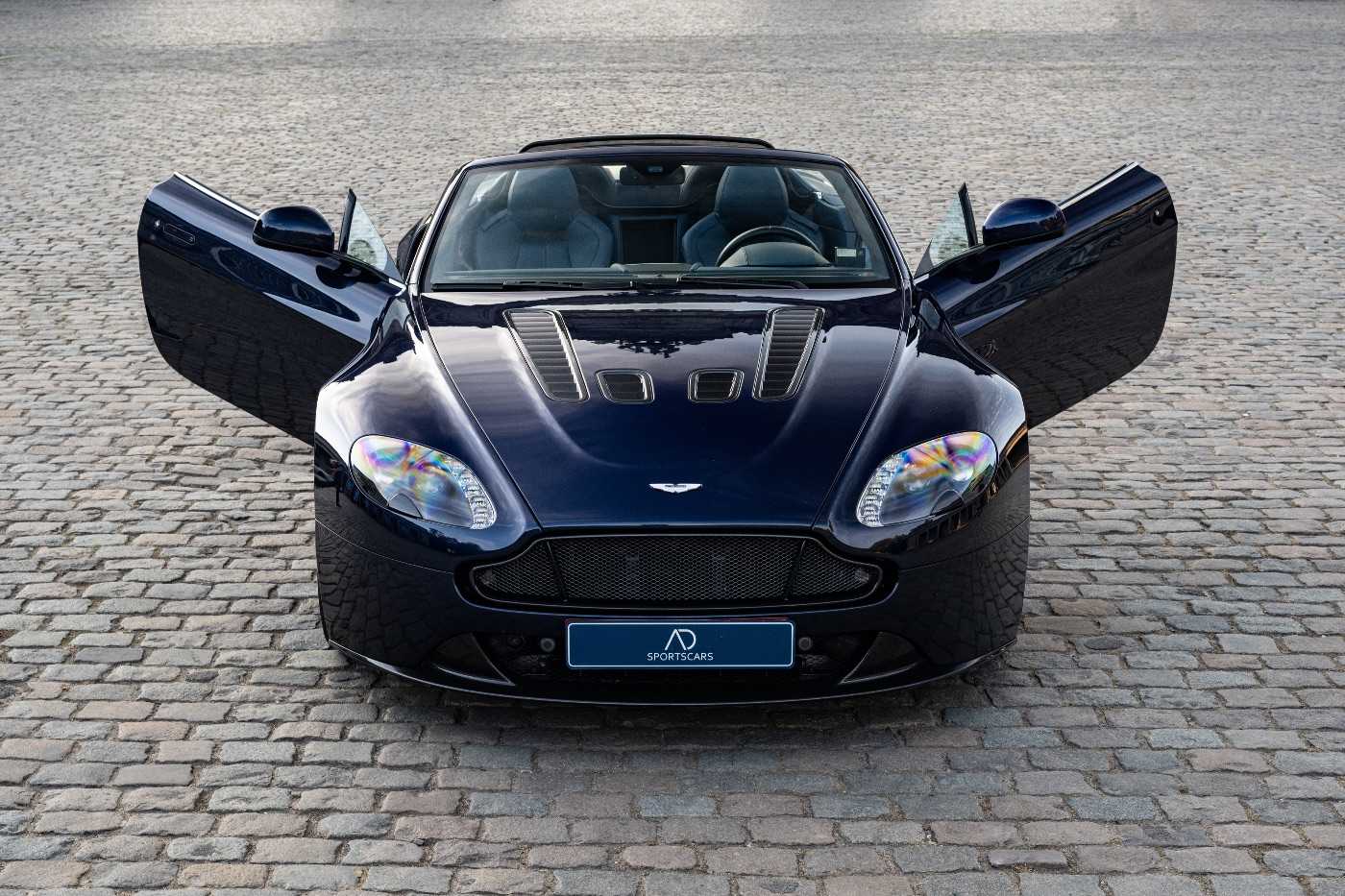 Aston Martin Vantage
