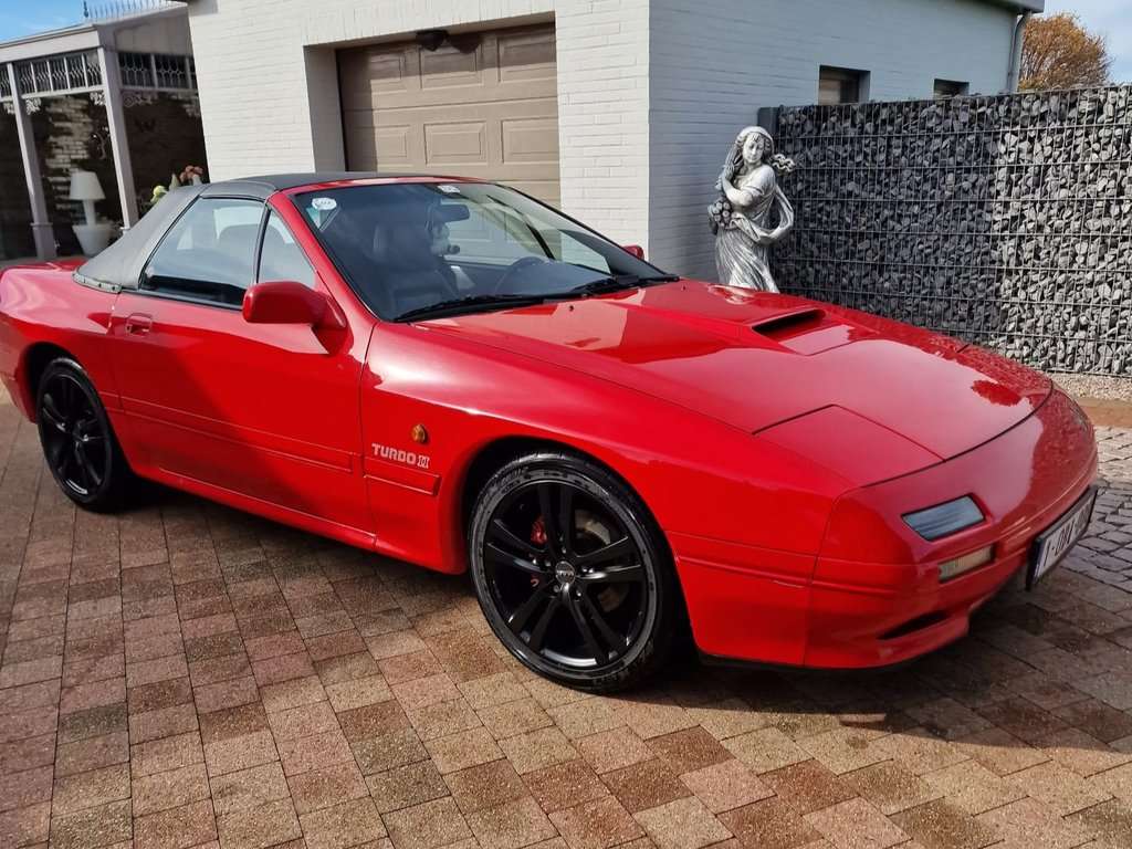 Mazda RX-7