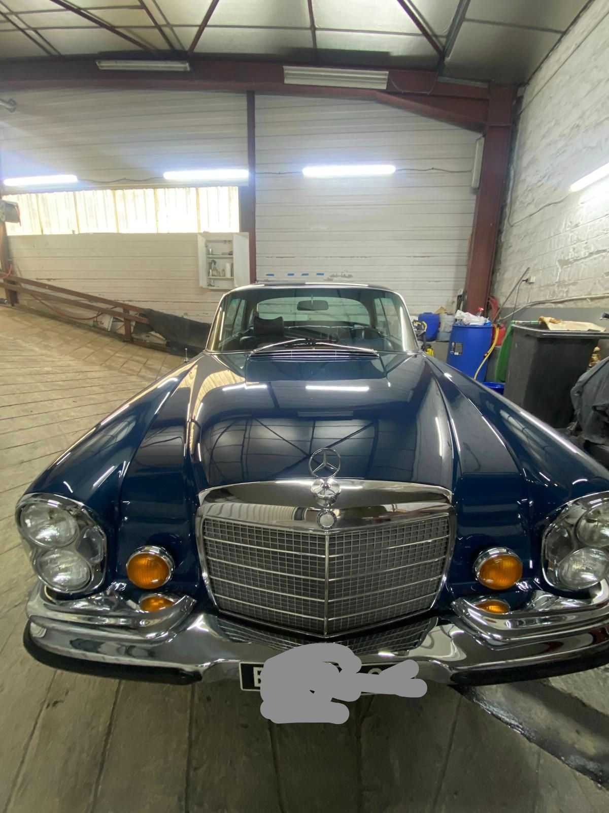 Mercedes-Benz SE