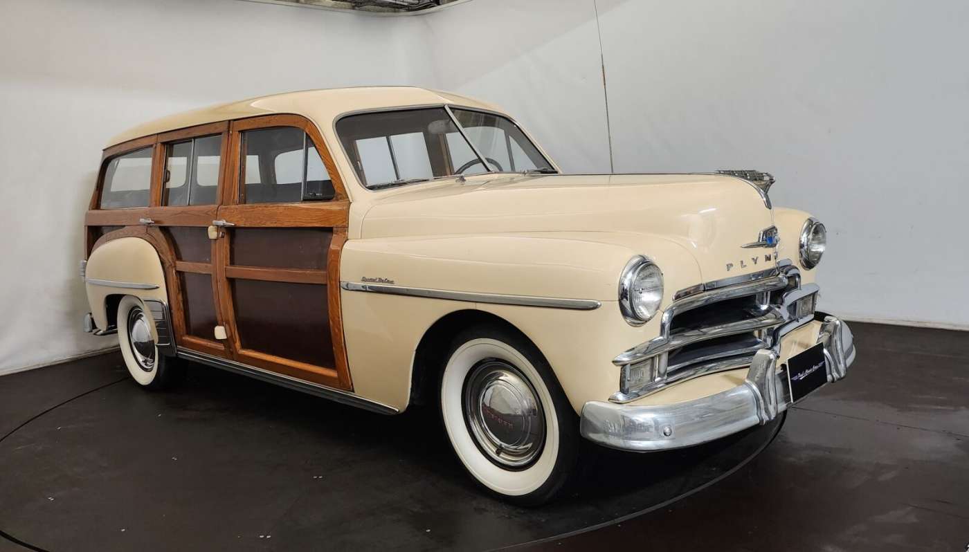 Plymouth Spécial