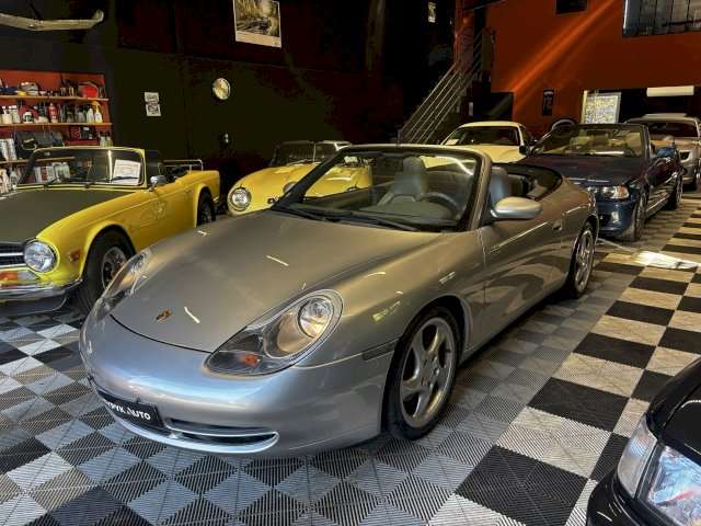 Porsche 996
