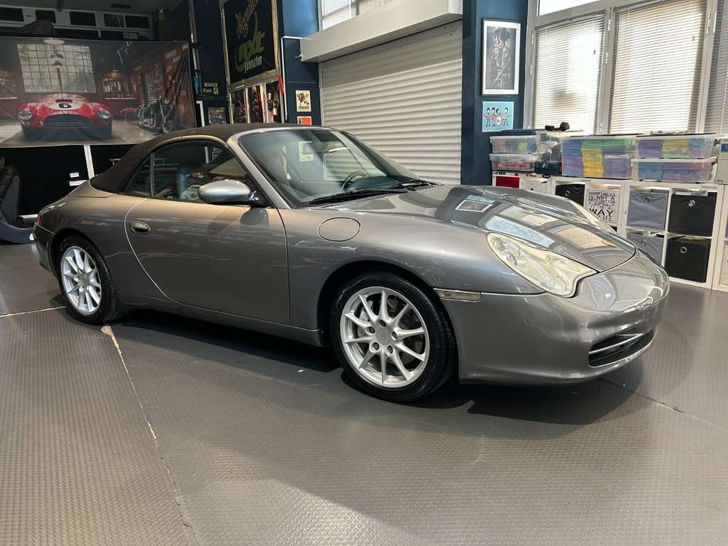 Porsche 996