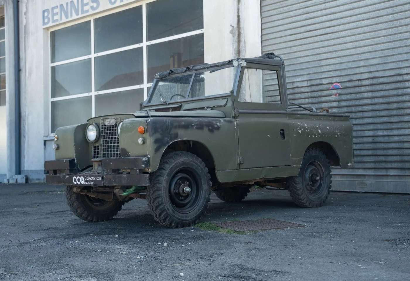 LandRover 88