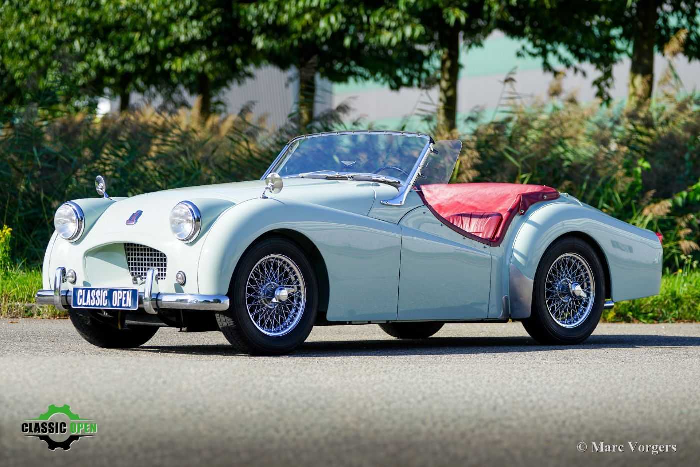 Triumph TR2