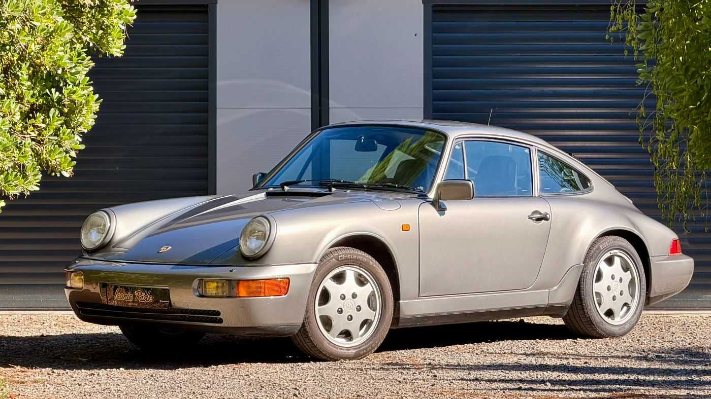 Porsche 964