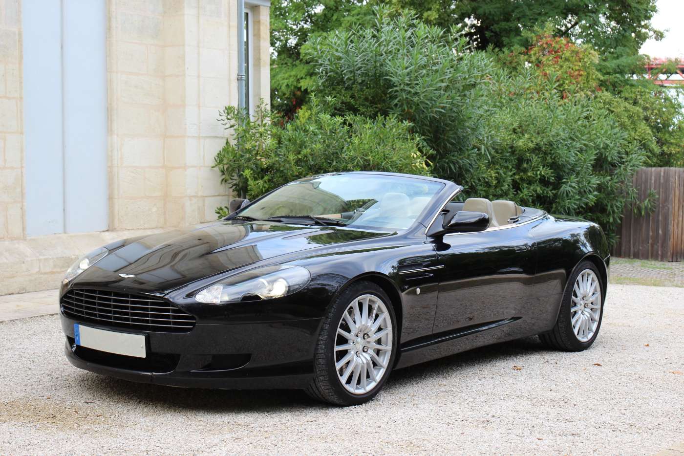 Aston Martin DB