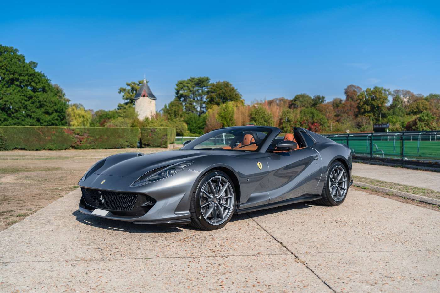 Ferrari 812