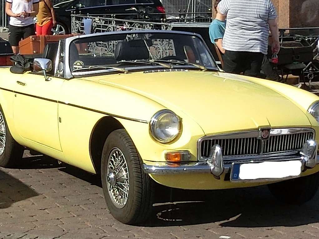 MG B