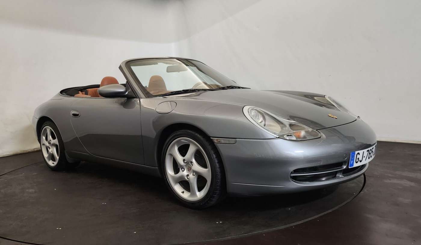 Porsche 996