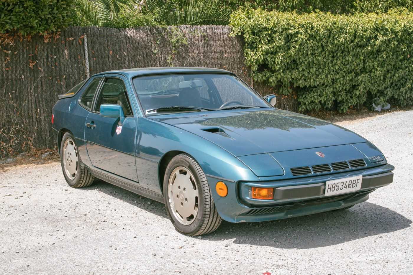 Porsche 924