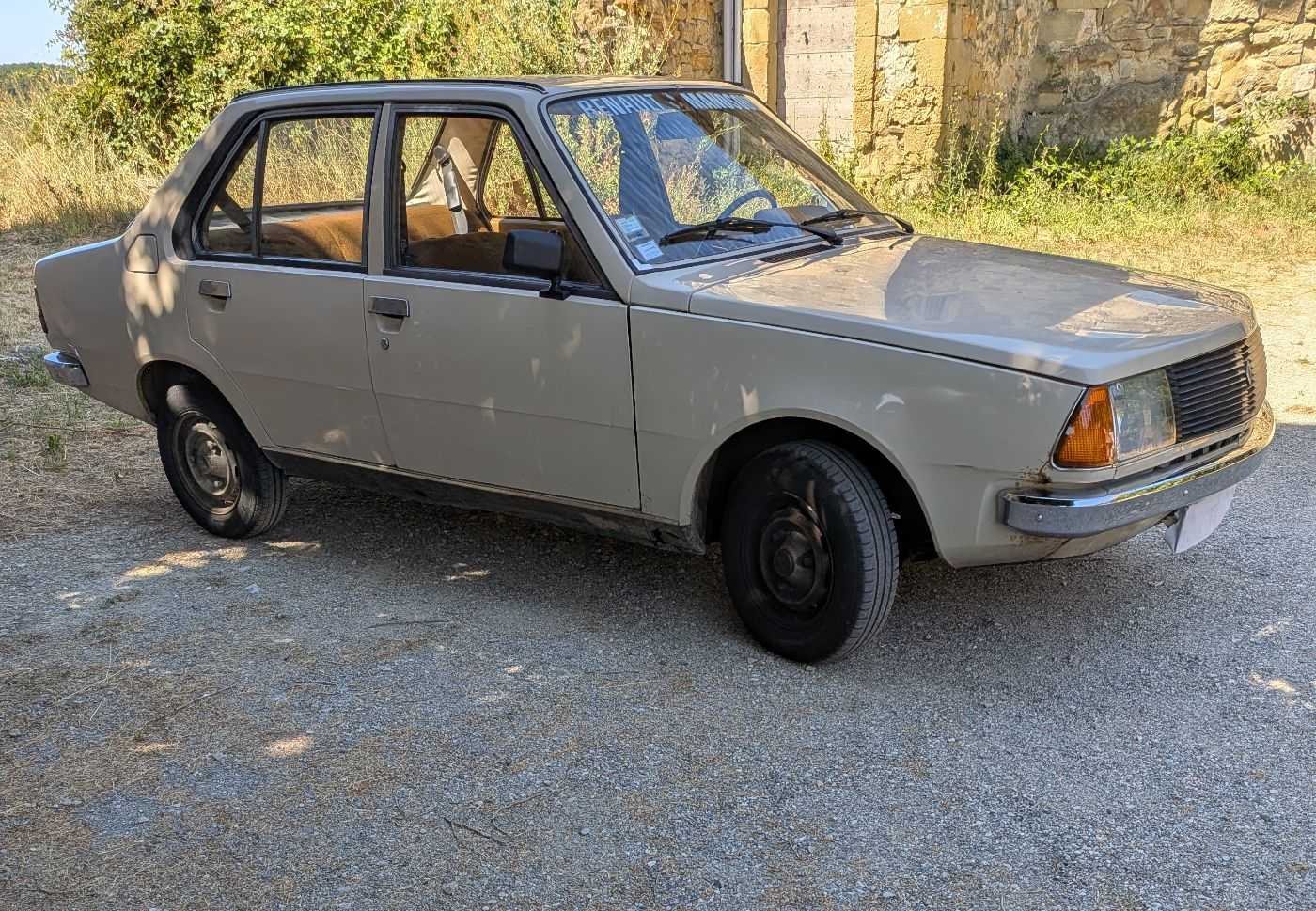 Renault 18