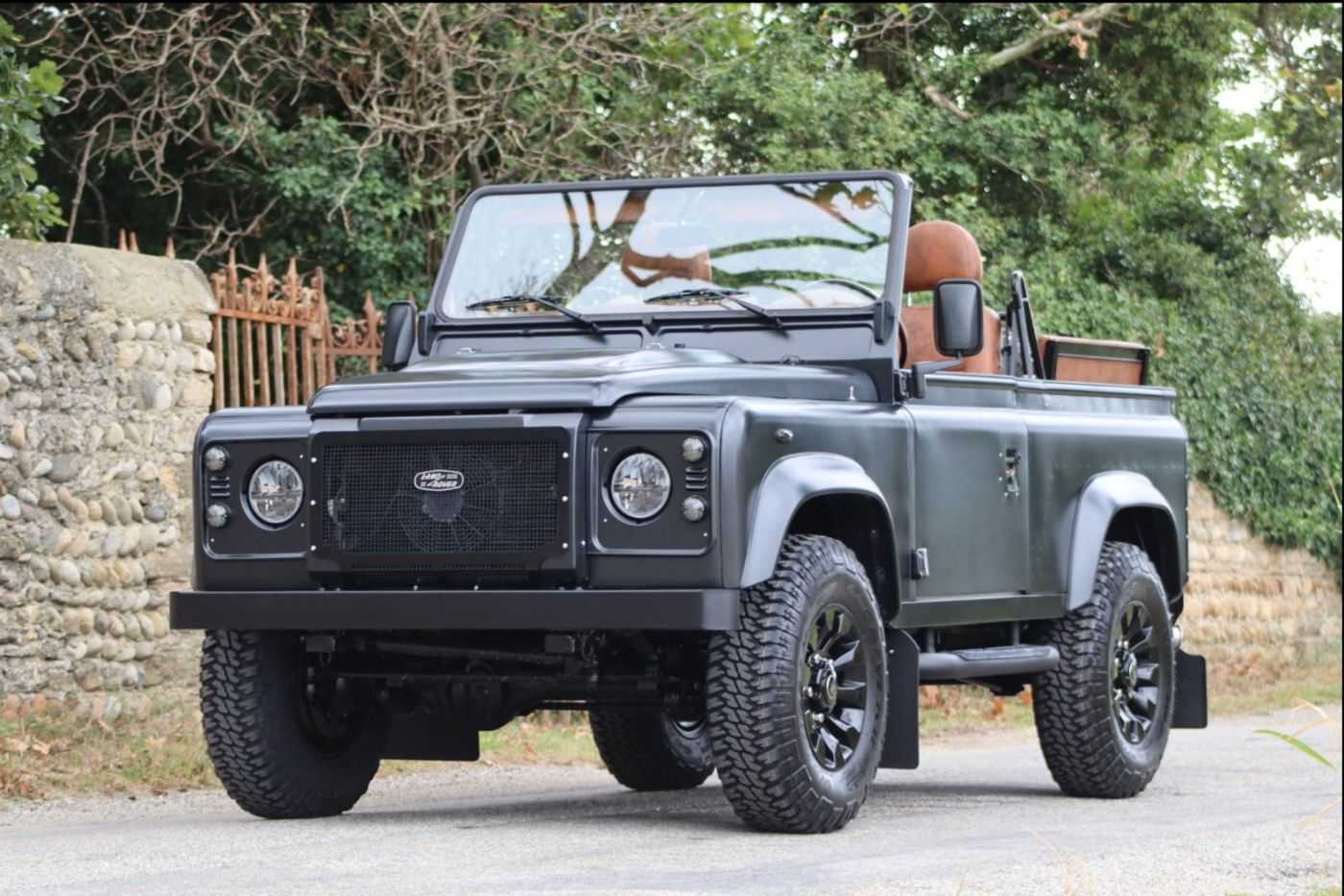 LandRover Defender